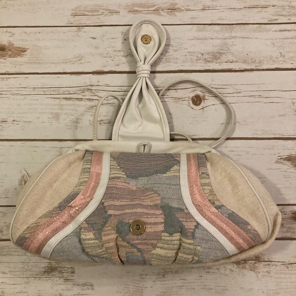 Vintage Bags By Sylvia Crossbody - Picture 4 of 16